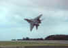 Auf der Airshowin Chievres 1996, kurz nach dem Start bei einer Demonstration mit tiefer Wolkenuntergrenze.